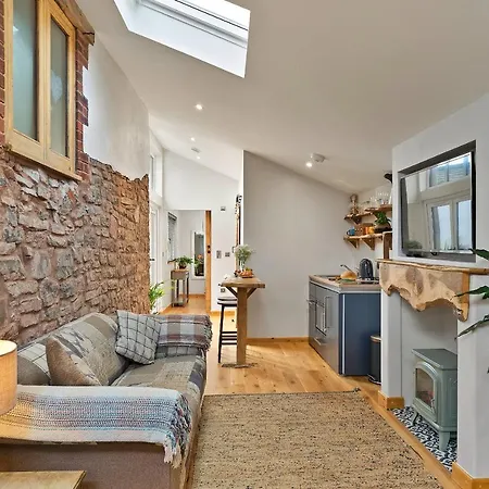 Finest Retreats - Hillfarrow Hideaway Villa Tiverton  Exterior photo