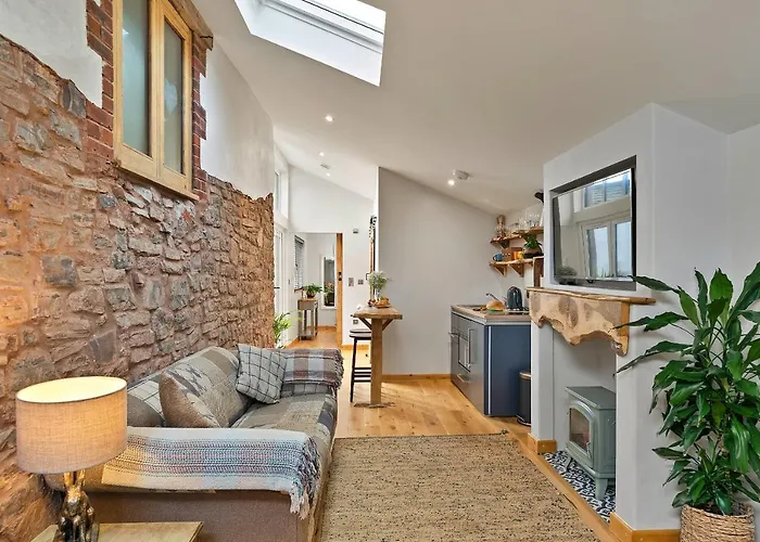 Finest Retreats - Hillfarrow Hideaway