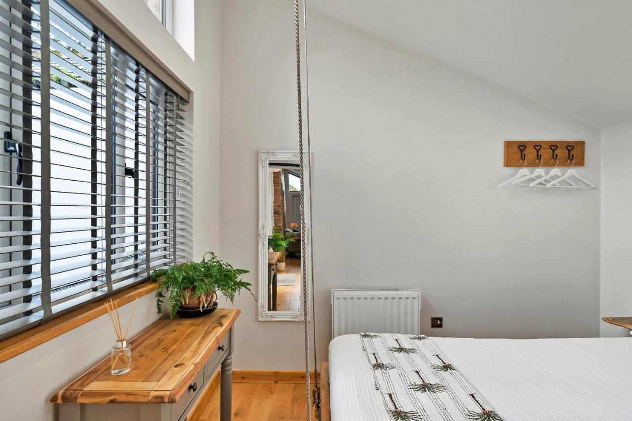 Finest Retreats - Hillfarrow Hideaway *